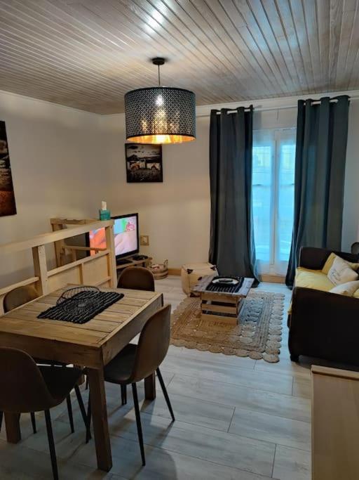 Appartement Chez Marie Et Aymeric 巴日 外观 照片