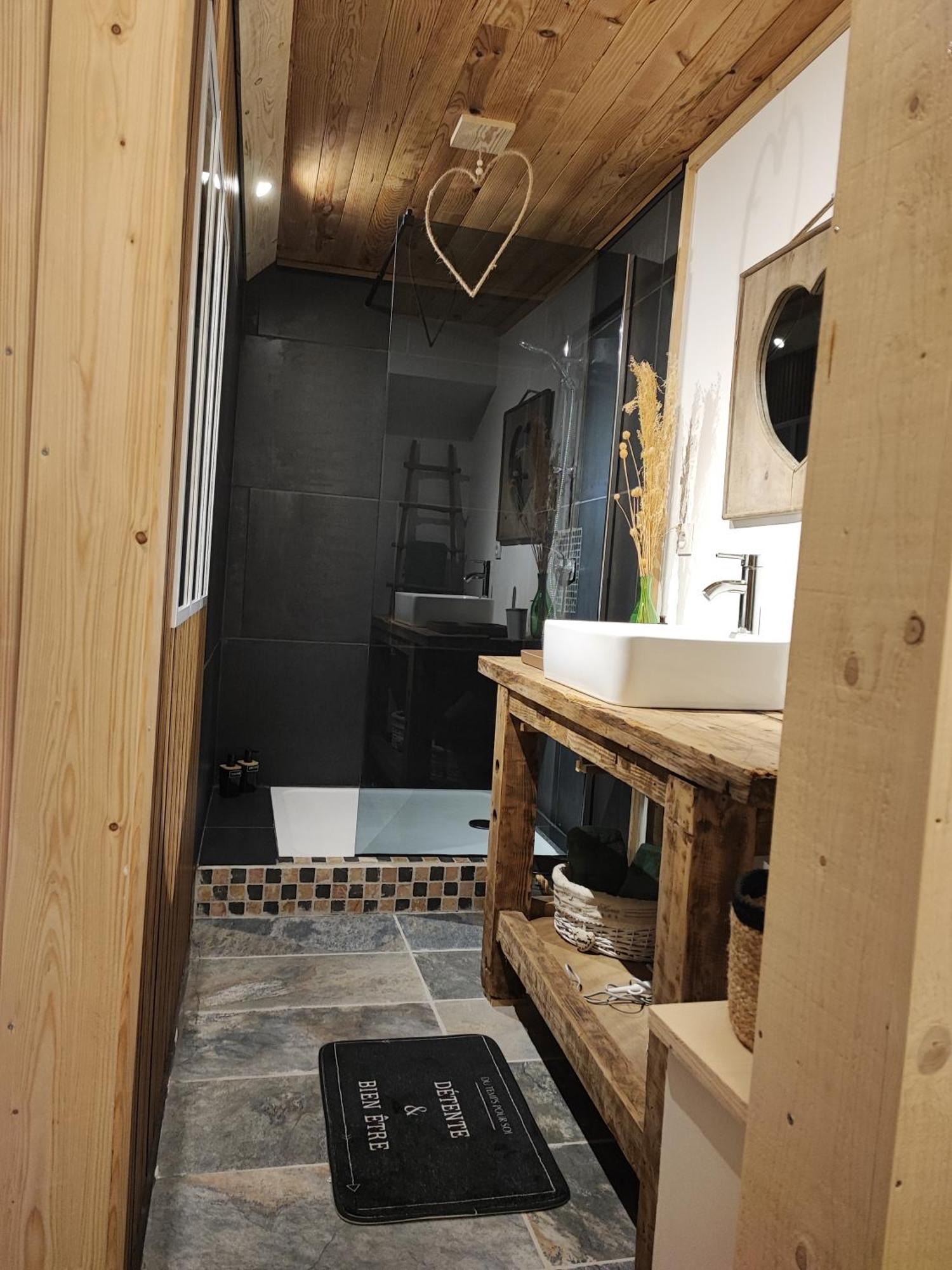 Appartement Chez Marie Et Aymeric 巴日 外观 照片